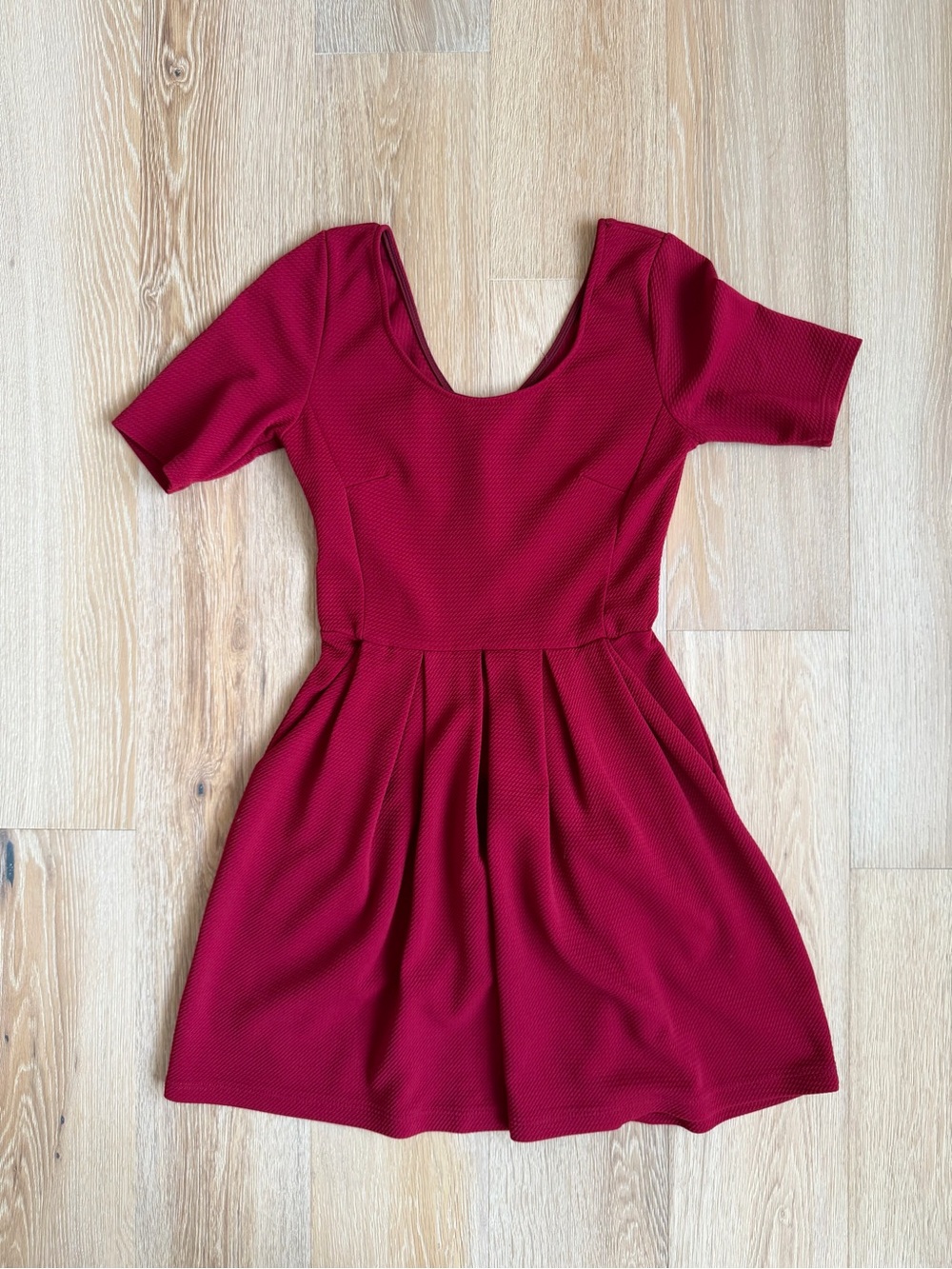 Burgundy Short Sleeve Minidress